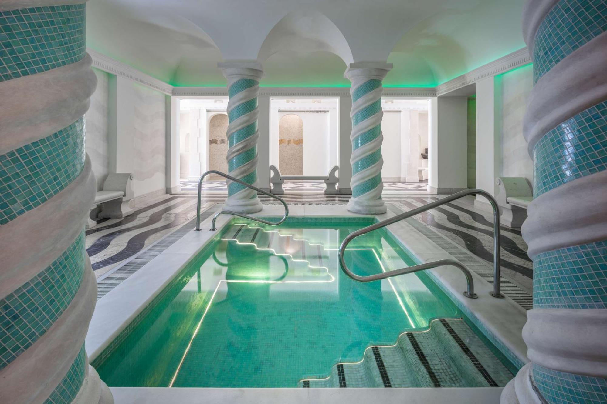 Anantara Villa Padierna Palace Benahavis Marbella Resort - A Leading Hotel Of The World Dış mekan fotoğraf